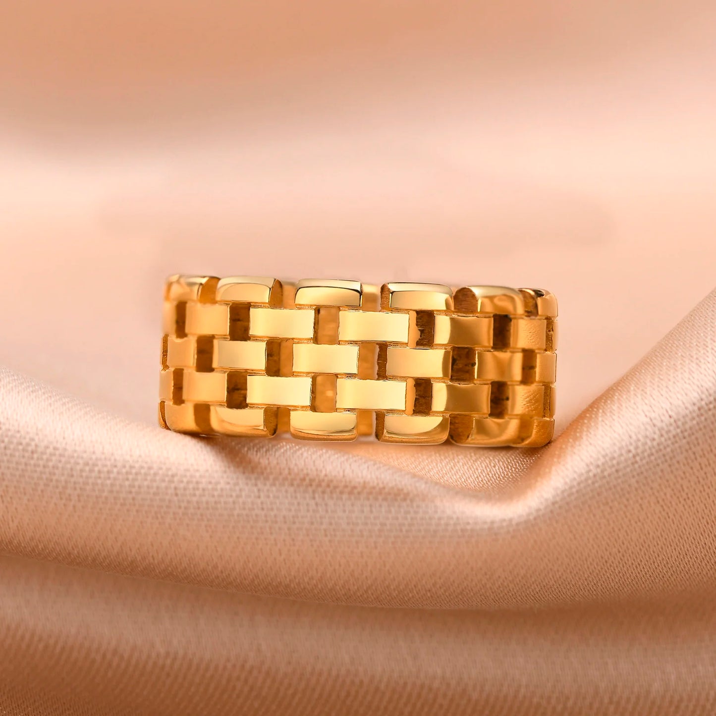 MODERN LINK RING