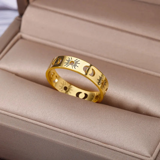 CELESTE MOON RING