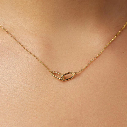 TWISTED LINK NECKLACE
