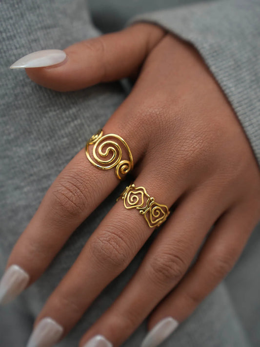 SOLARA SPIRAL RING