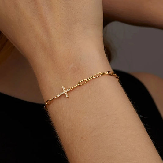 PAPERCLIP DIAMOND CROSS BRACELET