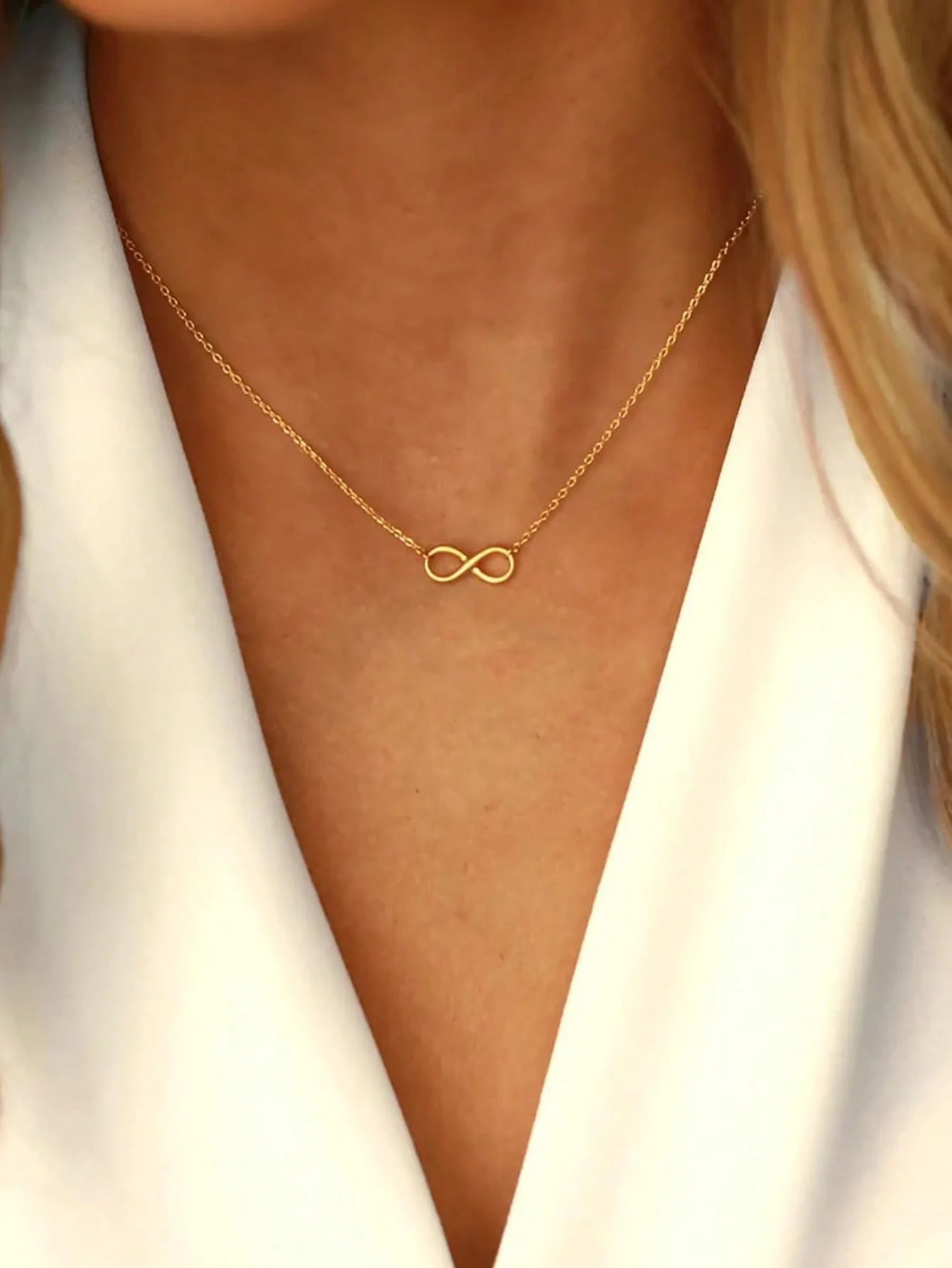INFINITY NECKLACE