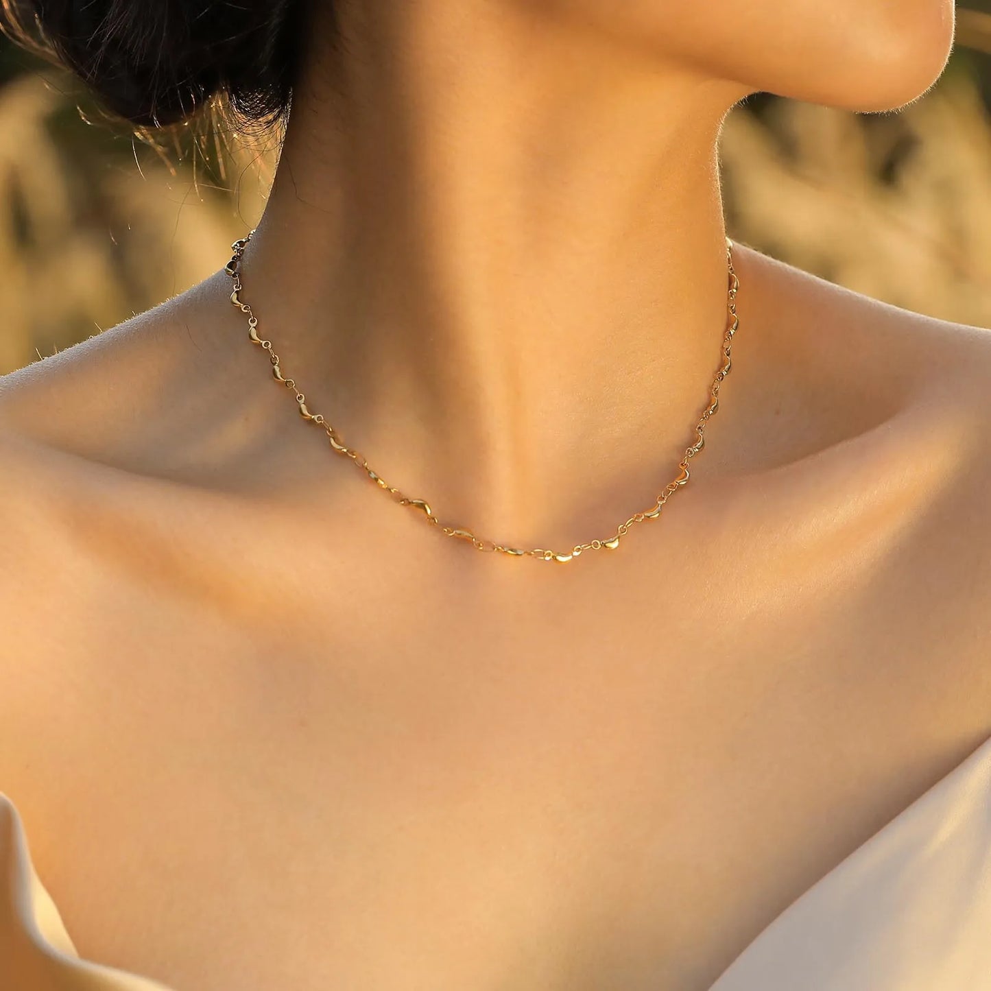 GOLDEN BEAD NECKLACE