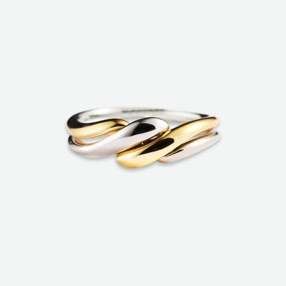 TRINITY TWIST RING